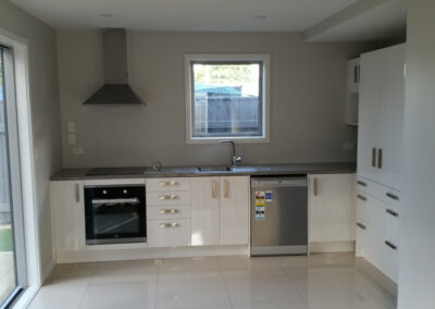 Bew Kitchen in white, completed by Quadrille construction